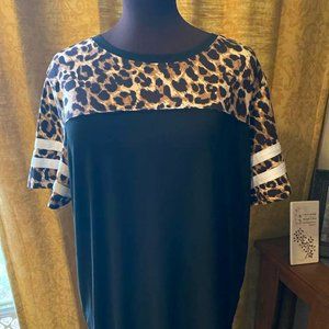 SUNSHINE AND RODEO TOP, BLACK W/LEOPARD PRINT SLEEVES